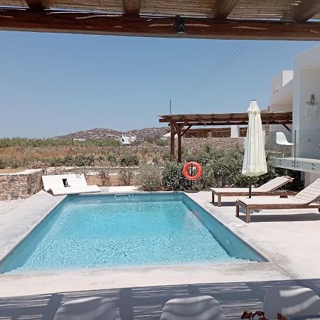 מיקרי ויגלה Bamboo Villa Naxos מראה חיצוני תמונה