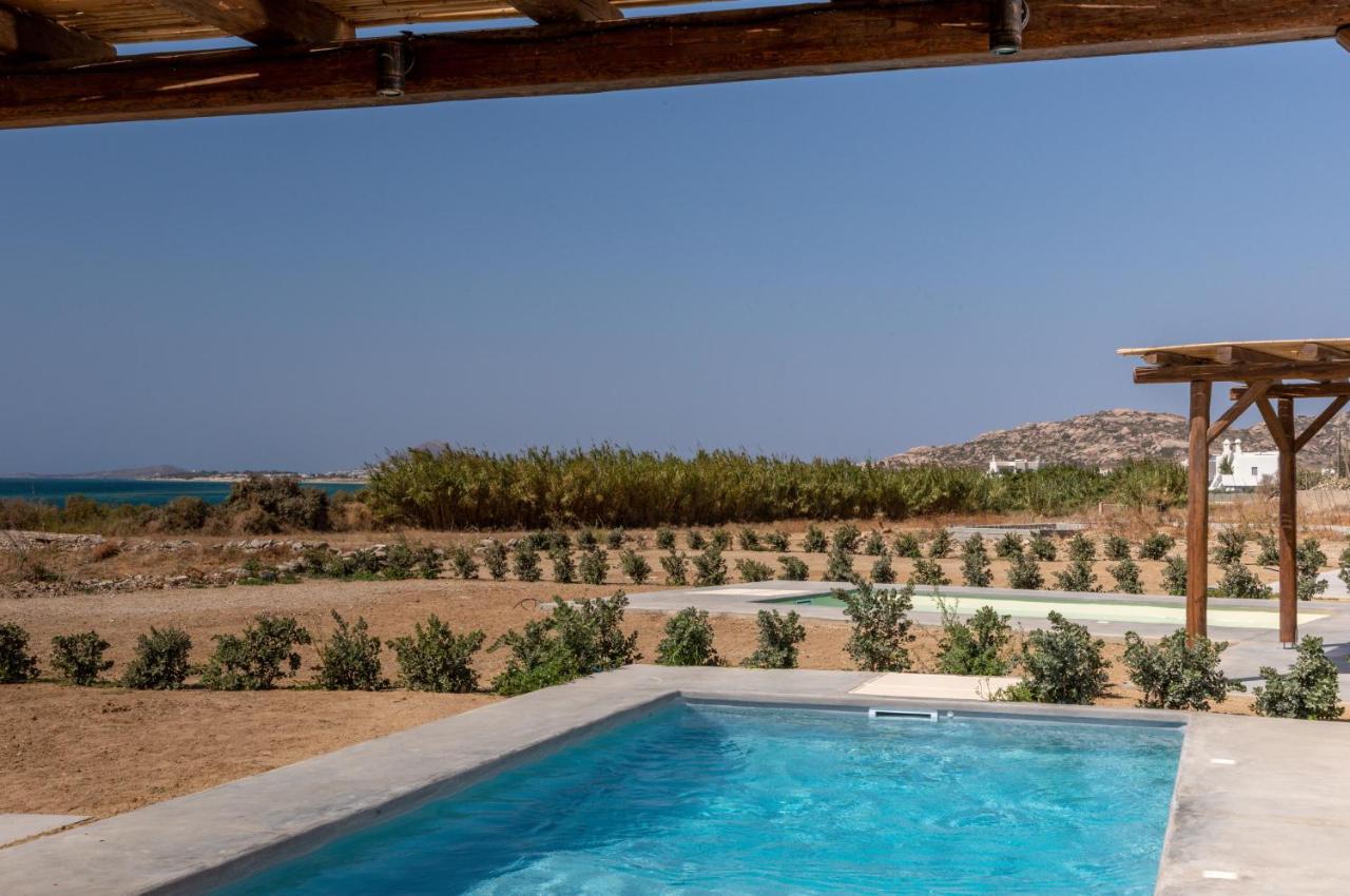 מיקרי ויגלה Bamboo Villa Naxos מראה חיצוני תמונה