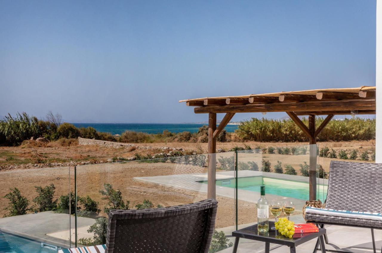 מיקרי ויגלה Bamboo Villa Naxos מראה חיצוני תמונה